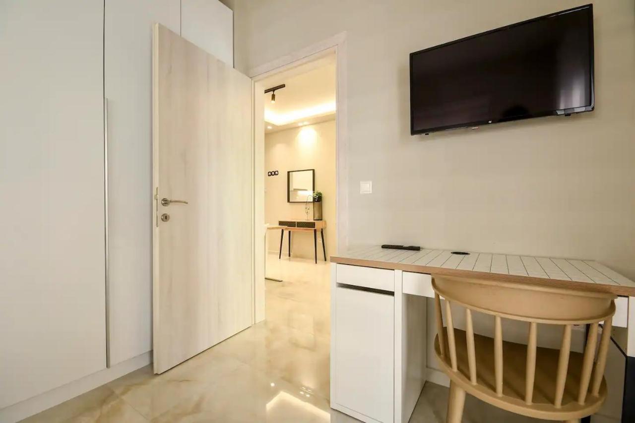 Danae Luxurious Suite #Tifhelexpo テッサロニキ エクステリア 写真